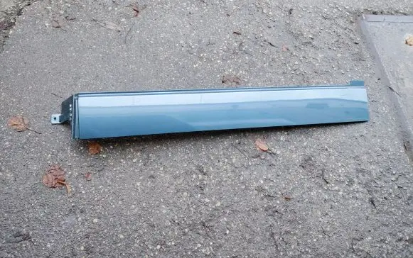 Volkswagen Transporter - Caravelle T5 Sliding door rail trim 7H1843796F LD7U