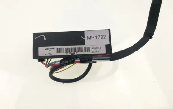 Peugeot 508 Fuse module 060615216 9674917380