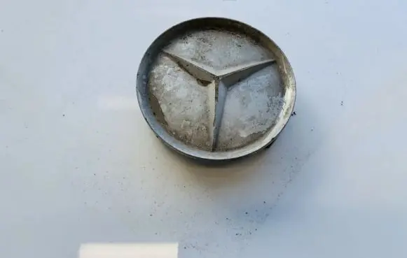 Mercedes-Benz C W202 Original wheel cap 2014010225