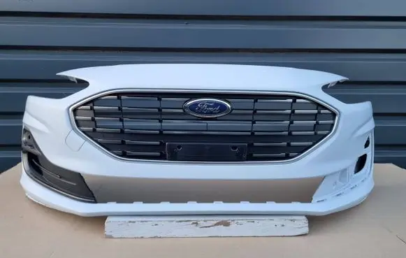 Ford Focus Front bumper NX7B-17C831-AA zdwlNX7B-17C831-AA