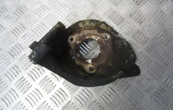 Peugeot 307 Engine mounting bracket 96389217
