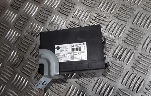 Nissan Almera N16 Comfort/convenience module 5WK48511 28551BM 5WK48821