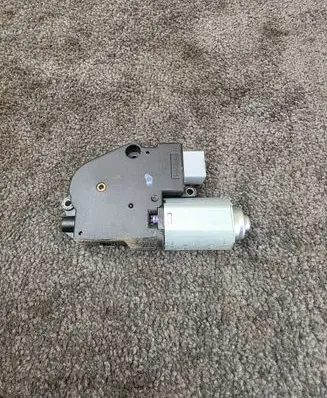 Land Rover Range Rover Sport L494 Sunroof motor/actuator CPLA53505BD 4224519 L4050SR6