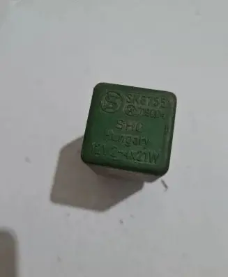 Mitsubishi Carisma Hazard warning light relay 111953227D J590CJ945