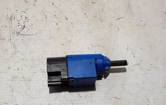 Clutch pedal sensor