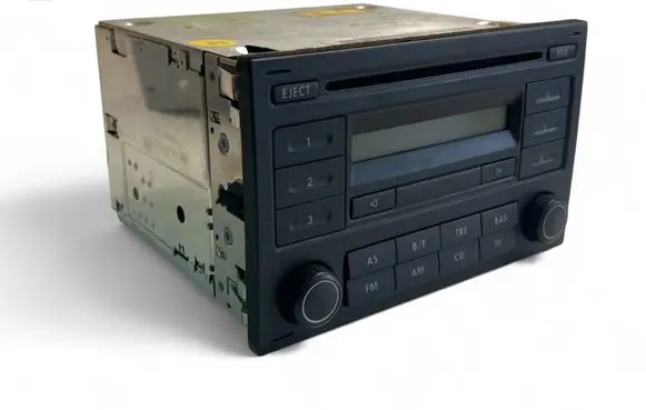 Volkswagen Fox Radio/CD/DVD/GPS head unit 5Z0035152