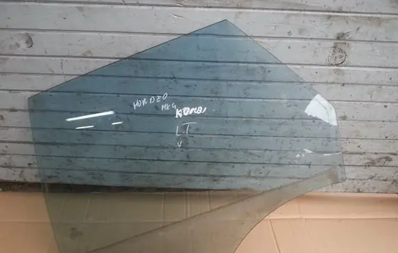 Ford Mondeo MK IV Rear side window