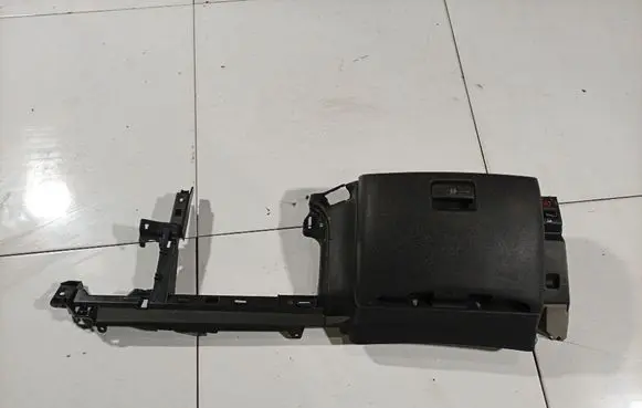 Citroen C4 I Picasso Glove box 9654110677