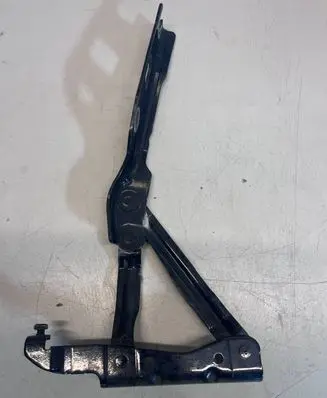 Volkswagen Eos Engine bonnet/hood hinges 1Q0823301C
