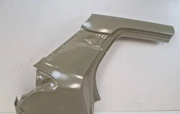 Suzuki Swift III Rear arch 411153R01