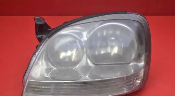 Nissan Almera Tino Headlight/headlamp