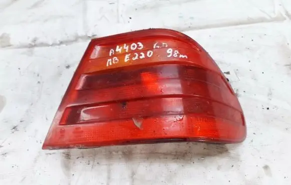 Mercedes-Benz E W210 Rear/tail lights