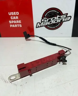 Volvo S40 Aerial antenna amplifier 8673656 13002300
