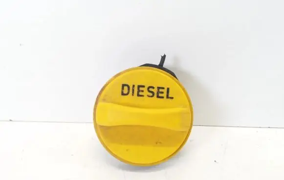 Jaguar XE Fuel tank filler cap 