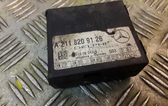 Mercedes-Benz E W211 Alarm control unit/module 2118209126 A2118209126