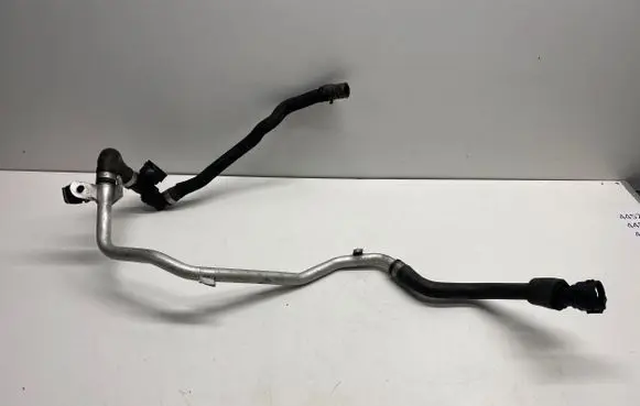 BMW M4 F82 F83 Engine coolant pipe/hose 228486202 16269713