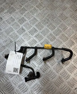 Mercedes-Benz B W246 W242 Fuel return line/hose 166714557R