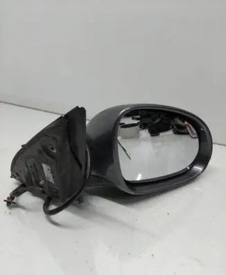 Volkswagen PASSAT B6 Front door electric wing mirror