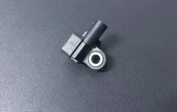 Land Rover Defender Airbag deployment crash/impact sensor JPLA148006DA
