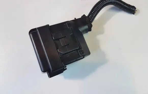 Honda CR-V Fuse module G8HLH71 2563DJ