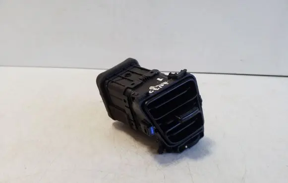 KIA Stonic Dash center air vent grill H897410000
