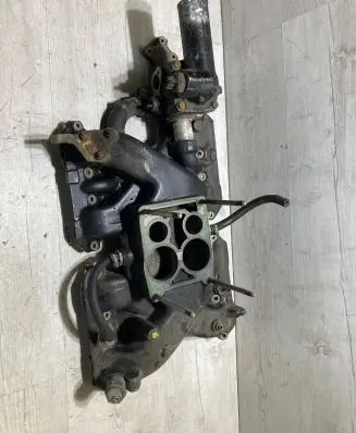 Bentley Mulsanne Intake manifold ue44195