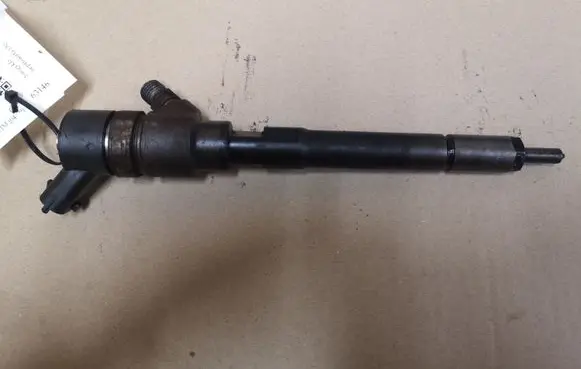 Hyundai Tucson JM Fuel injector 0445110258