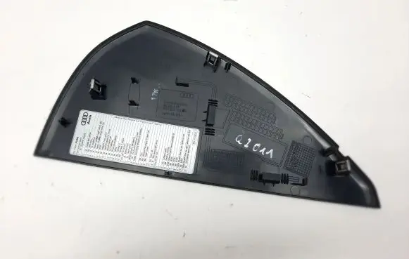 Dashboard side end trim