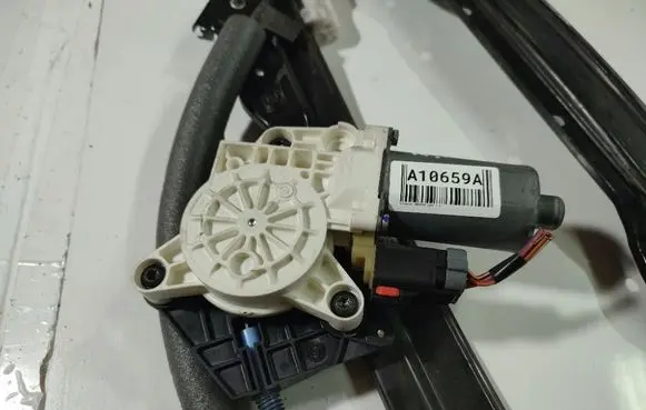 Chrysler Sebring (JS) Front door window regulator motor 