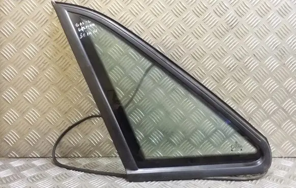 Volkswagen PASSAT B4 Rear side window 43R000980