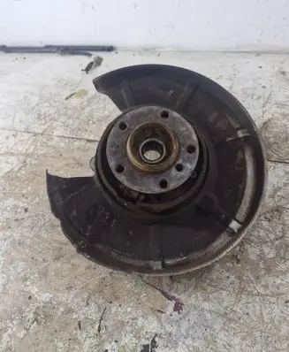 BMW 7 E65 E66 Rear wheel hub