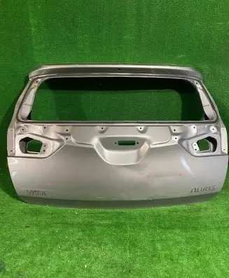 Toyota Auris E180 Truck tailgate 