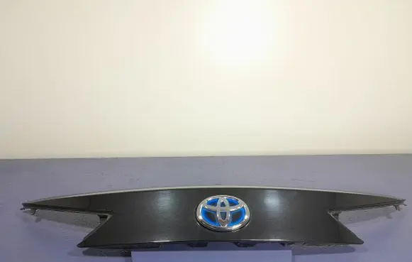 Toyota Auris E180 Number plate light 76811-02830