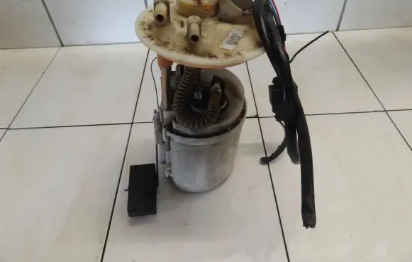 Mercedes-Benz A W168 In-tank fuel pump A1684702594