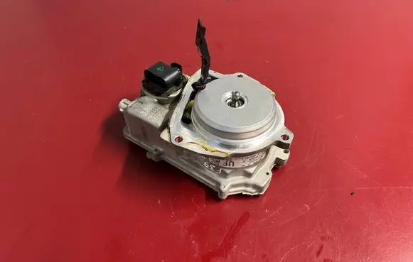 BMW X2 F39 Steering rack electric part 6853636 32106853636