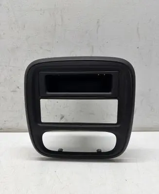 Renault Trafic III (X82) Dashboard center trim panel 682603912R