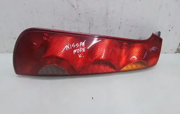 Nissan Note (E11) Rear/tail lights