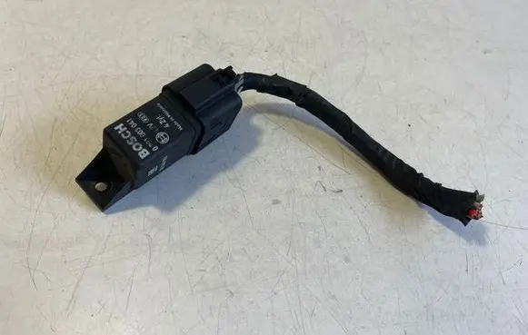 Chevrolet Captiva Glow plug pre-heat relay 96440063 0291003041