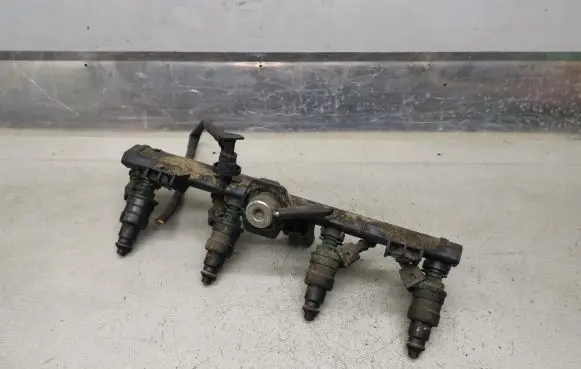 Renault Kangoo I Fuel injectors set 875368