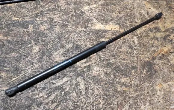 Ford Focus Tailgate/trunk strut/damper BM51A406A10AE