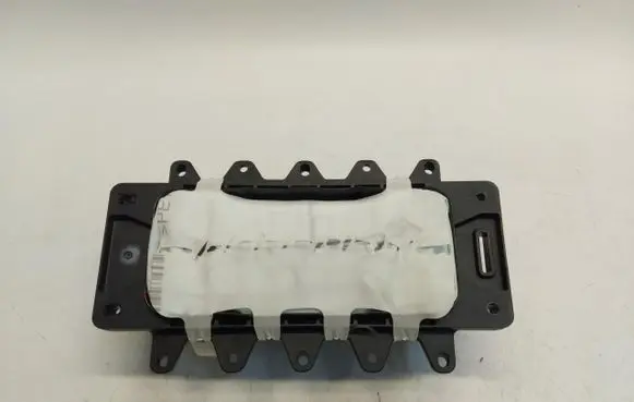 Mercedes-Benz GLA H247 Passenger airbag A2478607302