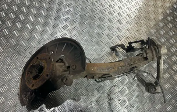 Audi Q7 4L Front wheel hub 7P6407246A
