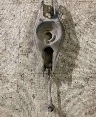 Mercedes-Benz C W204 Coil spring/strut mount 2043502908