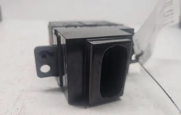 Jaguar XF X250 Ignition lock 6W8311572AK