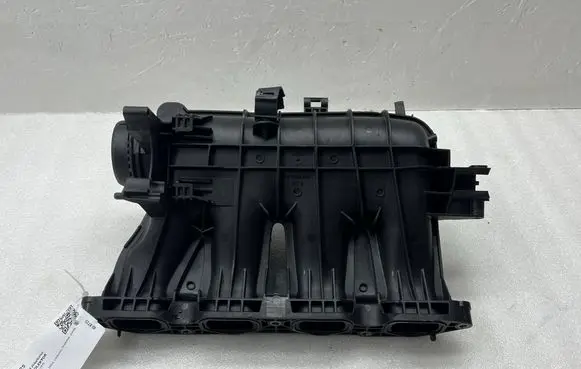 Volkswagen T-Roc Intake manifold 05E129709S