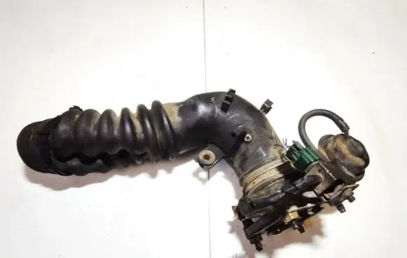 Nissan Almera Throttle valve