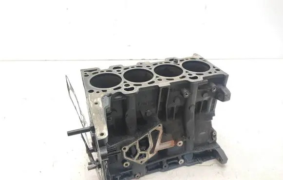 BMW 3 E90 E91 Engine block 204D4 7786664