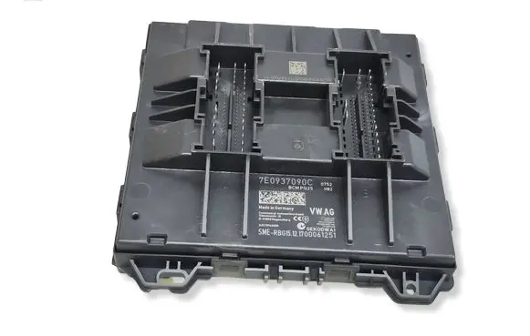 Volkswagen Transporter - Caravelle T6 Comfort/convenience module 7E0937090C A2C11964000 1700061251