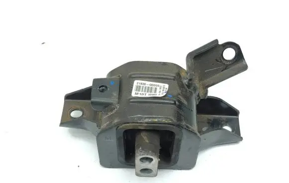 Hyundai i20 (BC3 BI3) Engine mount bracket 21830Q0000 M10T0098A 21830QQ000