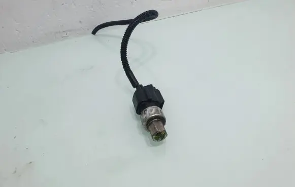 Volvo C30 Air conditioning (A/C) pressure sensor 7S43190594AA